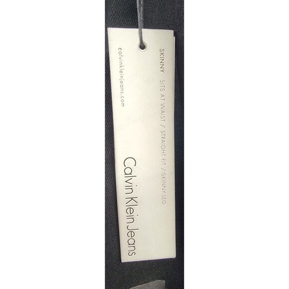 Calvin Klein Black Jeans Women’s 16W x 33 NWT Skinny Straight Mid Rise - Picture 9 of 13